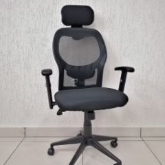 Кресло Barneo K-128 для персонала (черная ткань черная сетка) в Когалыме - kogalym.mebel24.online | фото