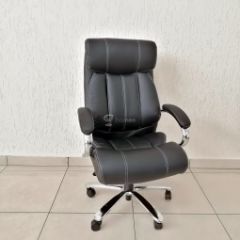 Кресло Barneo K-303 для руководителя (черная экокожа) в Когалыме - kogalym.mebel24.online | фото