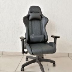 Кресло геймерское Barneo K-52 (черная экокожа черные вставки) в Когалыме - kogalym.mebel24.online | фото