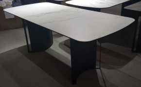Стол RASMUS 160 TL-45 Белый мрамор, испанская керамика / черный каркас, ®DISAUR в Когалыме - kogalym.mebel24.online | фото 2