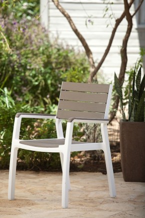 Стул c подлокотниками Гармония (Harmony armchair) белый-капучино в Когалыме - kogalym.mebel24.online | фото 1